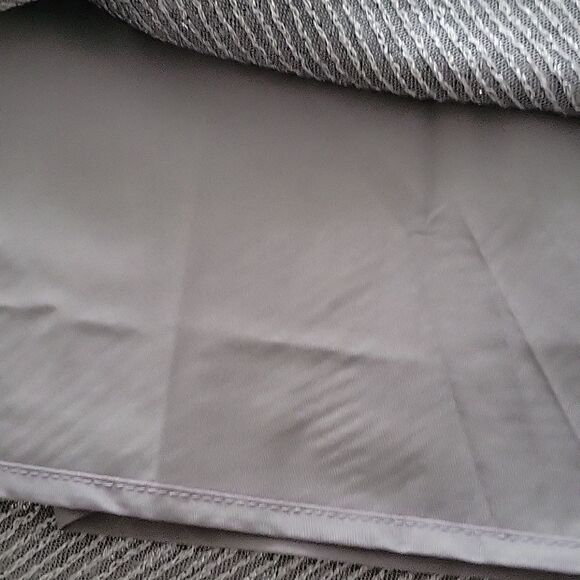 Skirt ann tailor, run big - Picture 4 of 6